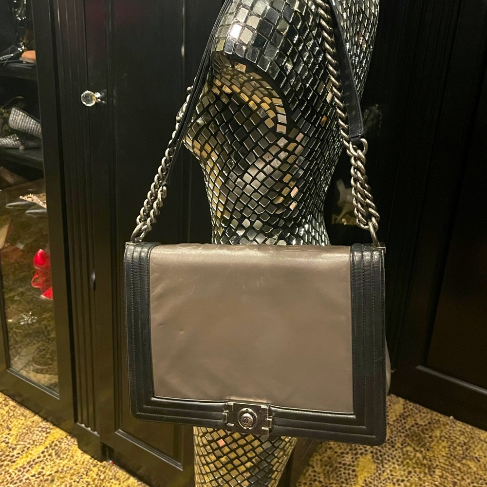 CHANEL Grey/Black Smooth Calfskin Large Boy Bag